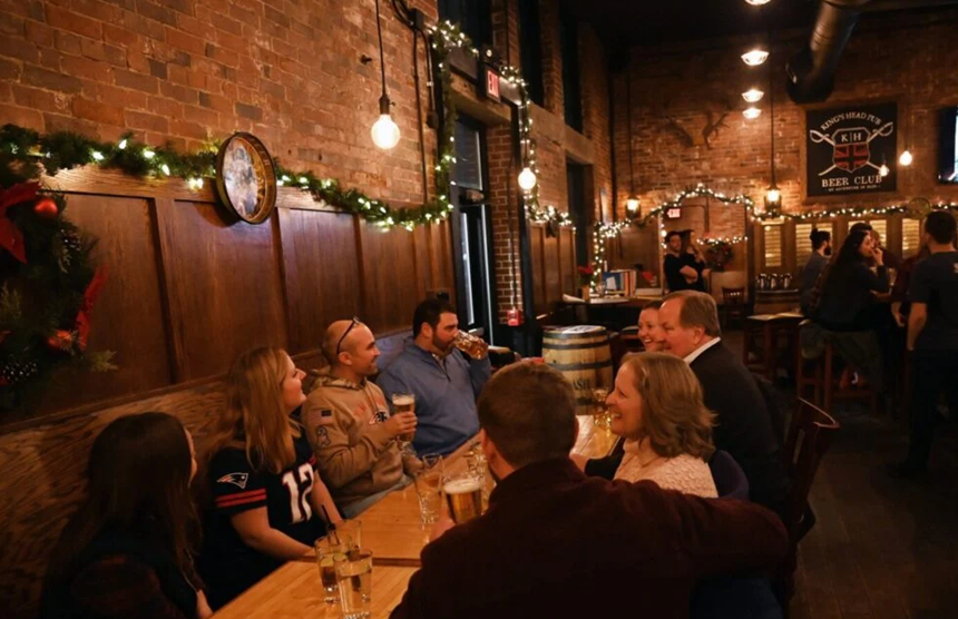 https://www.pressherald.com/2020/01/19/a-cozy-gastropub-with-scads-of-beer-and-approachable-beer-friendly-food/